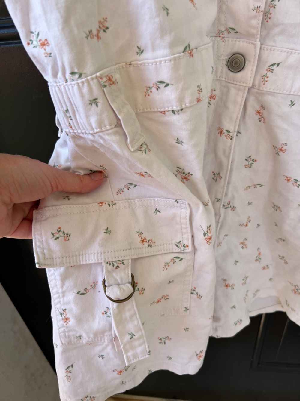 Celebrity Pink Light Cream Floral Utility Romper - Picture 5 of 10